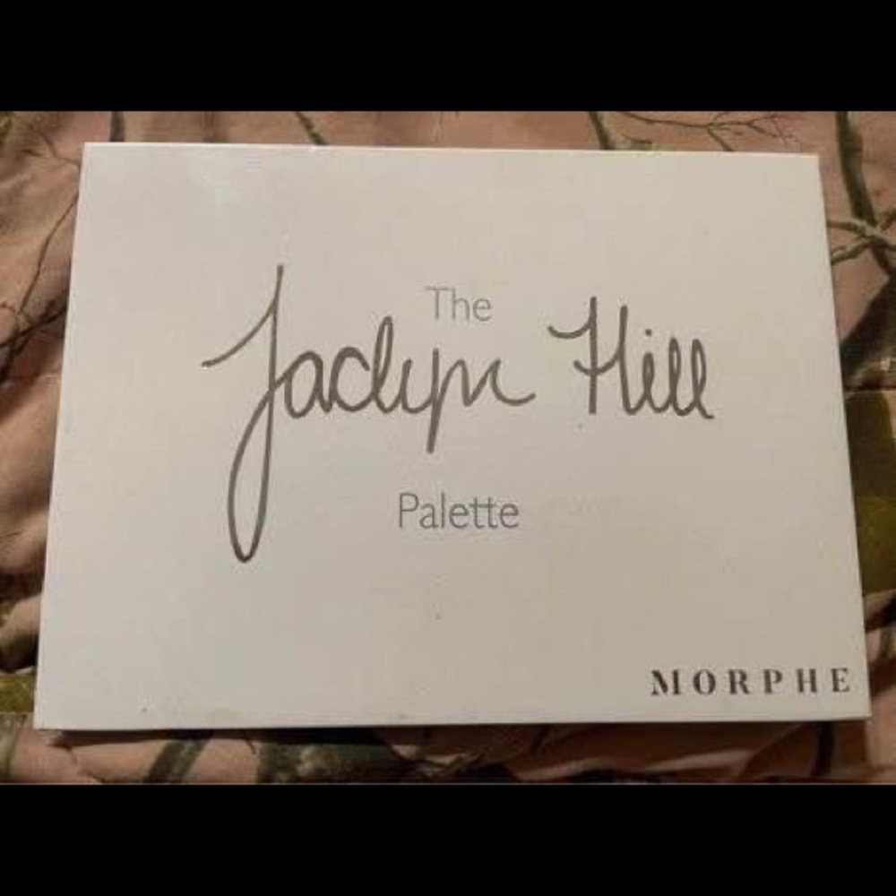 Eyeshadow pallets
